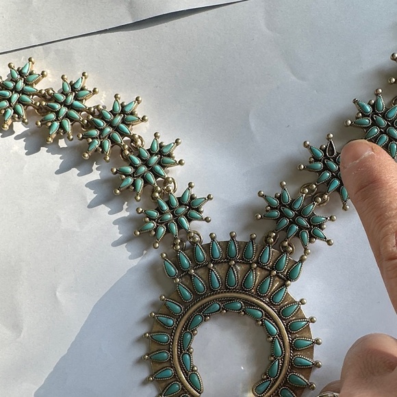 Lucky brand squash blossom Elegant Gold and turquoise Necklace preowned - Picture 6 of 10